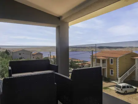 Emili & Elias, maison moderne avec piscine chauffée : photo 21