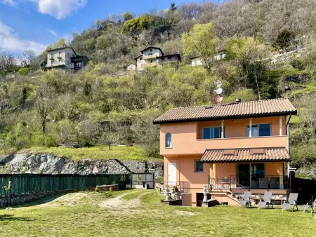 Villa Mera – 210 m² rénovés au bord de la rivière, Sorico : photo 2