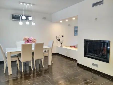 Villa Mera – 210 m² rénovés au bord de la rivière, Sorico : photo 6