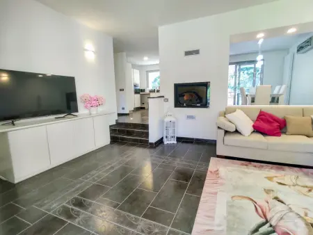 Villa Mera – 210 m² rénovés au bord de la rivière, Sorico : photo 7