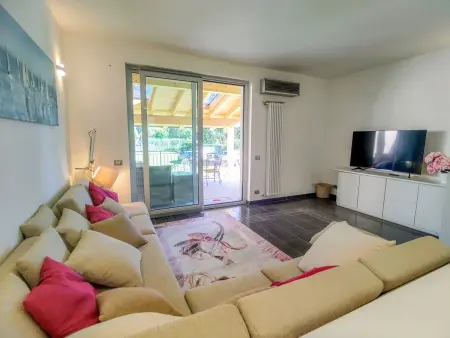 Villa Mera – 210 m² rénovés au bord de la rivière, Sorico : photo 9