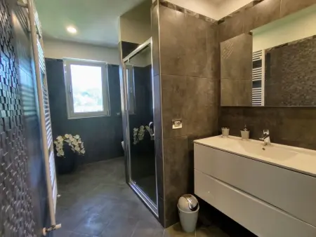 Villa Mera – 210 m² rénovés au bord de la rivière, Sorico : photo 20