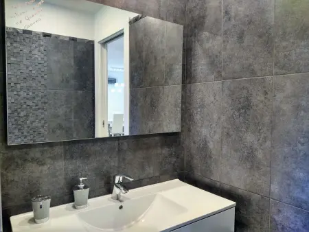 Villa Mera – 210 m² rénovés au bord de la rivière, Sorico : photo 21