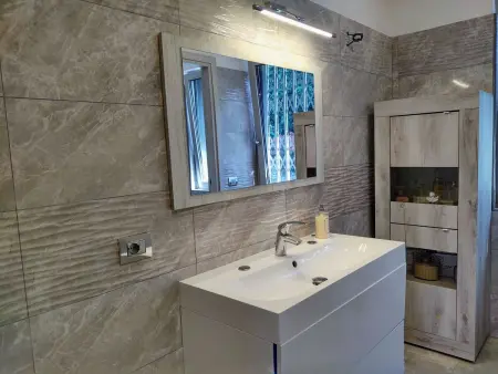 Villa Mera – 210 m² rénovés au bord de la rivière, Sorico : photo 39
