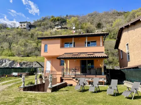 Villa Mera – 210 m² rénovés au bord de la rivière, Sorico : photo 55
