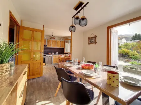 Location chalet à Saint Martin de Belleville, Chalet familial cœur de St Marcel avec terrasse pour 6 pers.