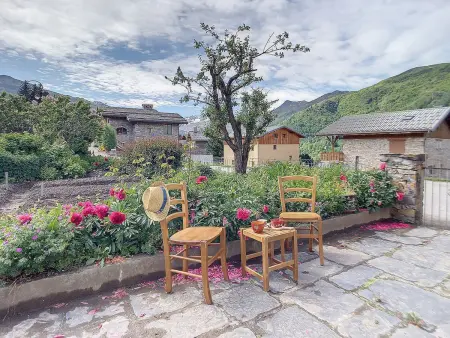 Chalet familial cœur de St Marcel avec terrasse pour 6 pers. - Photo 3