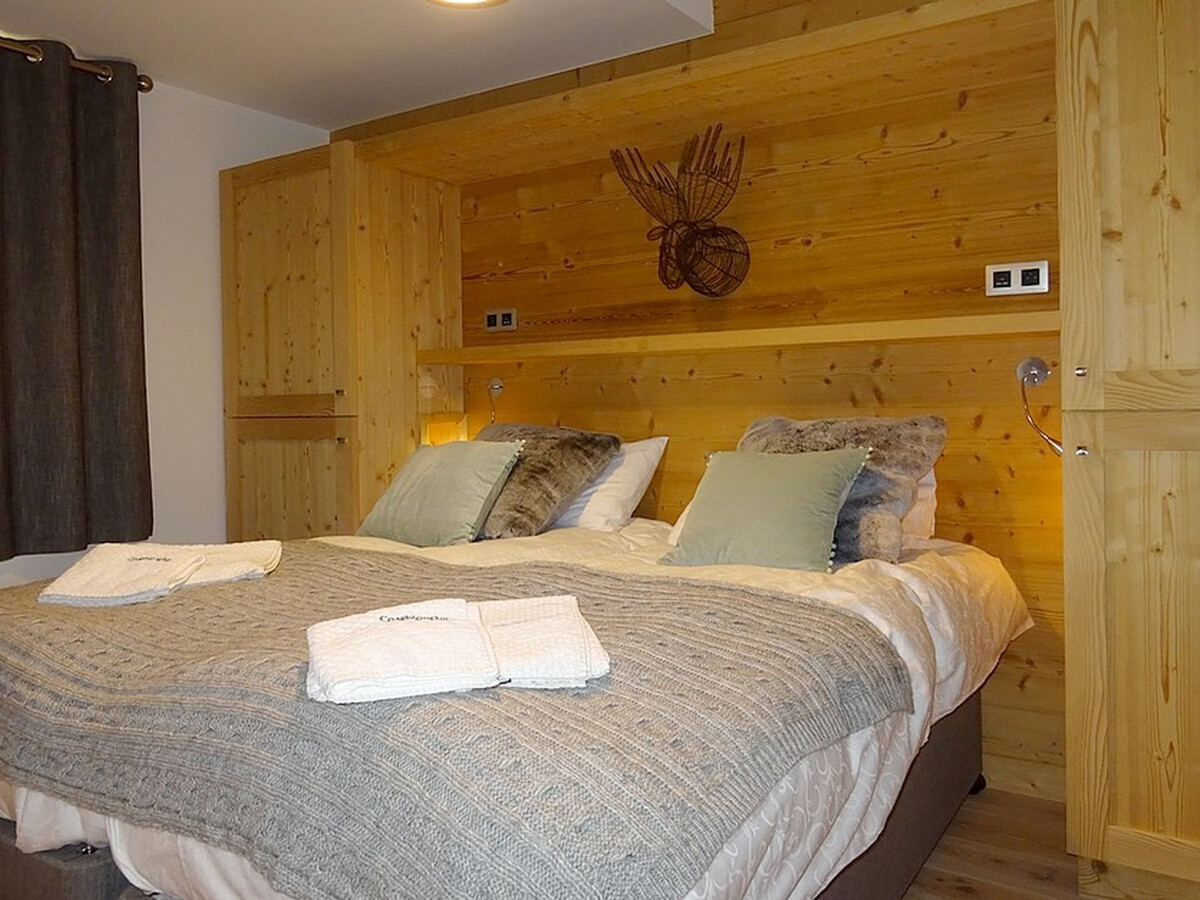 Chalet Luna skis aux pieds avec jacuzzi et sauna - Photo 12