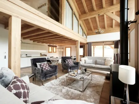 Chalet Luna skis aux pieds avec jacuzzi et sauna