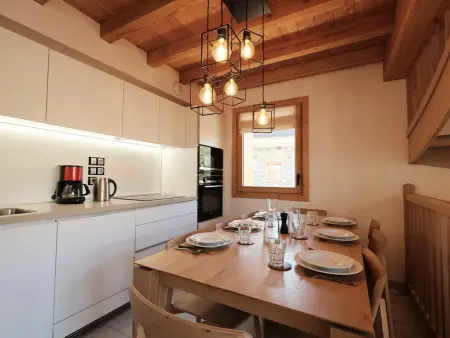 Chalet aux Pistes · 8 Pers · Wifi et Parking Couverts - Photo 3