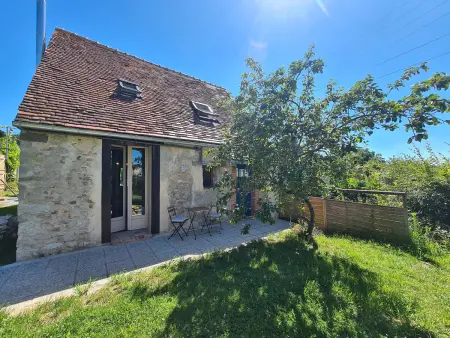 Location gite à Lignac, Gîte charmant en Berry avec terrasse, jardin, parking et chauffage inclus