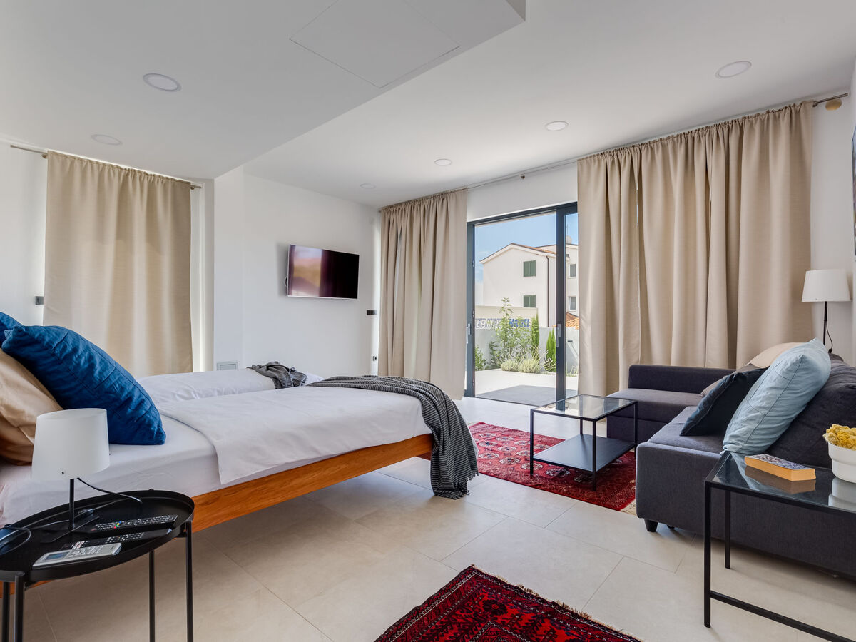 Villa Inizio Brodarica : 4 chambres, piscine privée - Photo 17