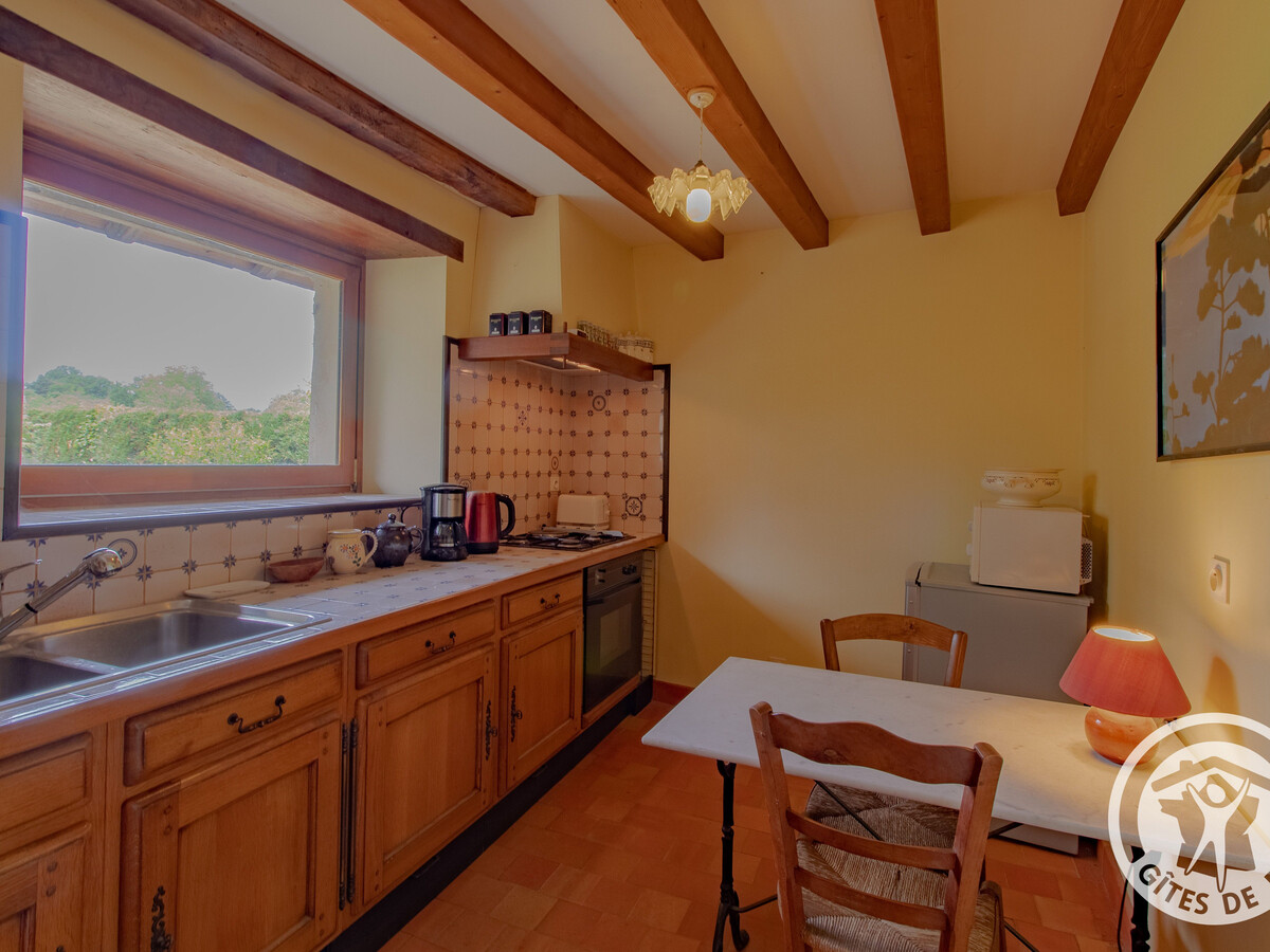 Maison 15ème siècle à Huillé, 2 ch, jardin, cheminée - Photo 20