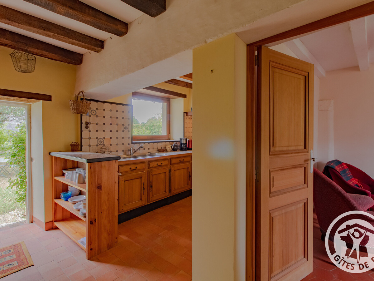 Maison 15ème siècle à Huillé, 2 ch, jardin, cheminée - Photo 22
