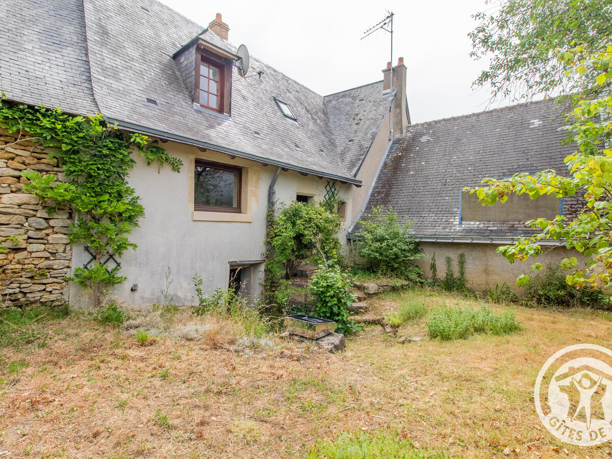 Maison 15ème siècle à Huillé, 2 ch, jardin, cheminée - Photo 24