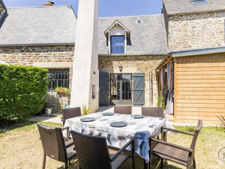 Gîte avec spa privé et vue Mont-Saint-Michel à Ardevon : photo 6