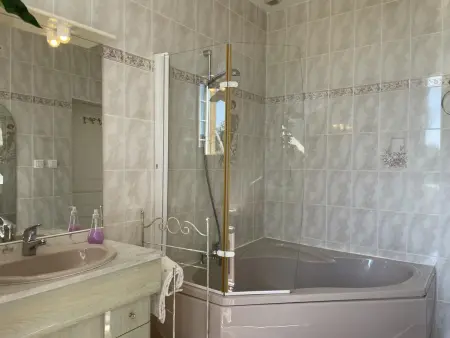 Belle maison bourbonnaise du 18e siècl au cœur d'un village pittoresque avec jardin - Photo 20