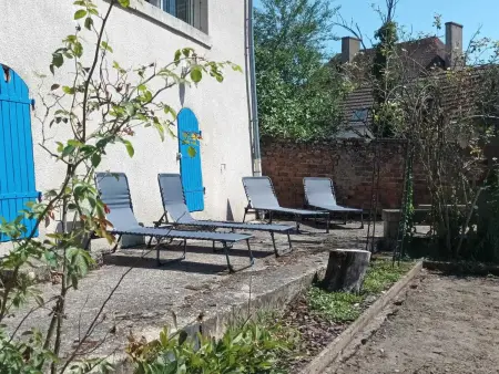 Belle maison bourbonnaise du 18e siècl au cœur d'un village pittoresque avec jardin - Photo 30