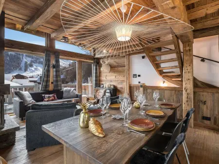 Chalet de Luxe à Val d'Isère avec Jacuzzi et Hammam - Photo 1