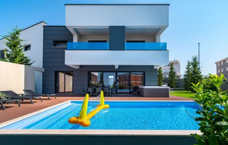 Location maison à Novalja