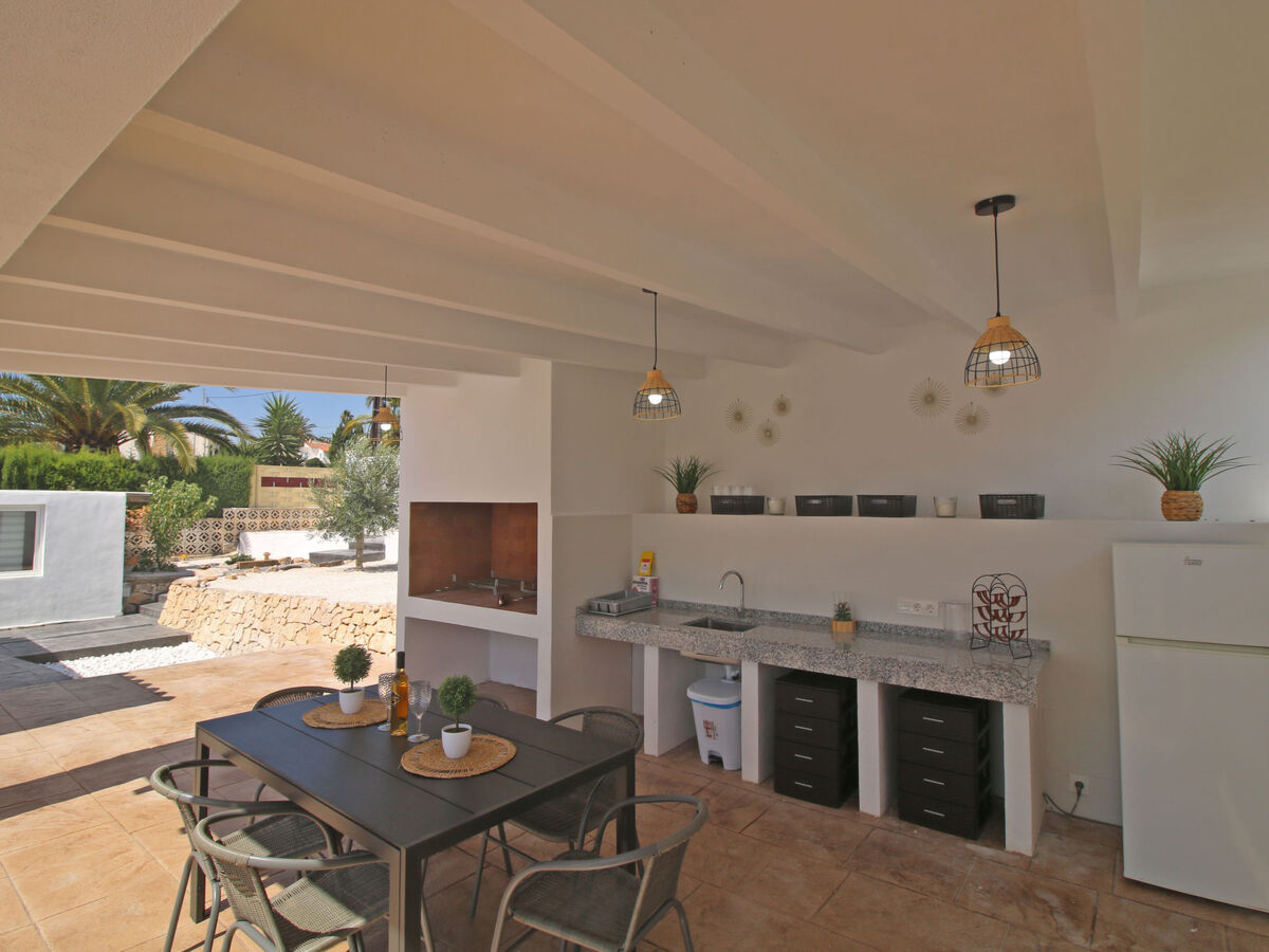 Villa Claudia à Calpe – piscine privée et vue sur la ville - Photo 4