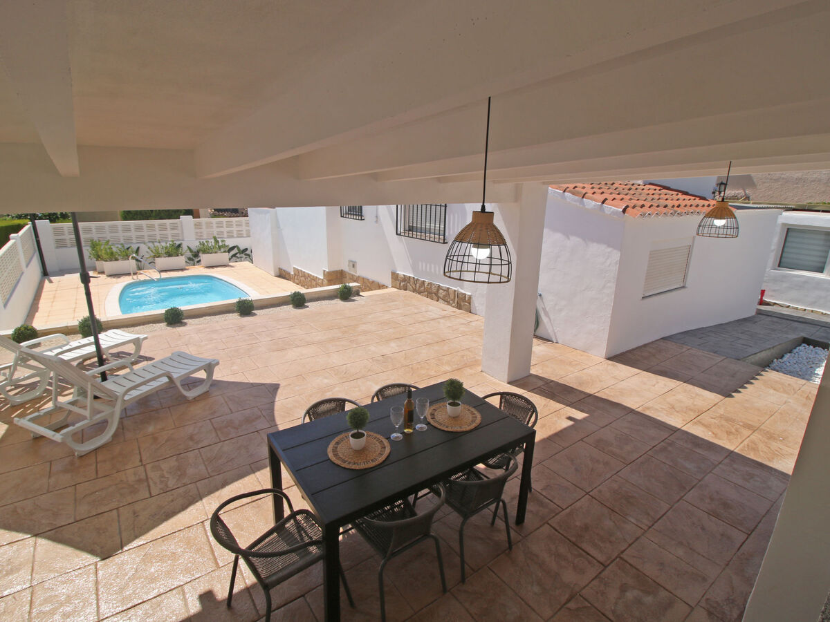 Villa Claudia à Calpe – piscine privée et vue sur la ville - Photo 15