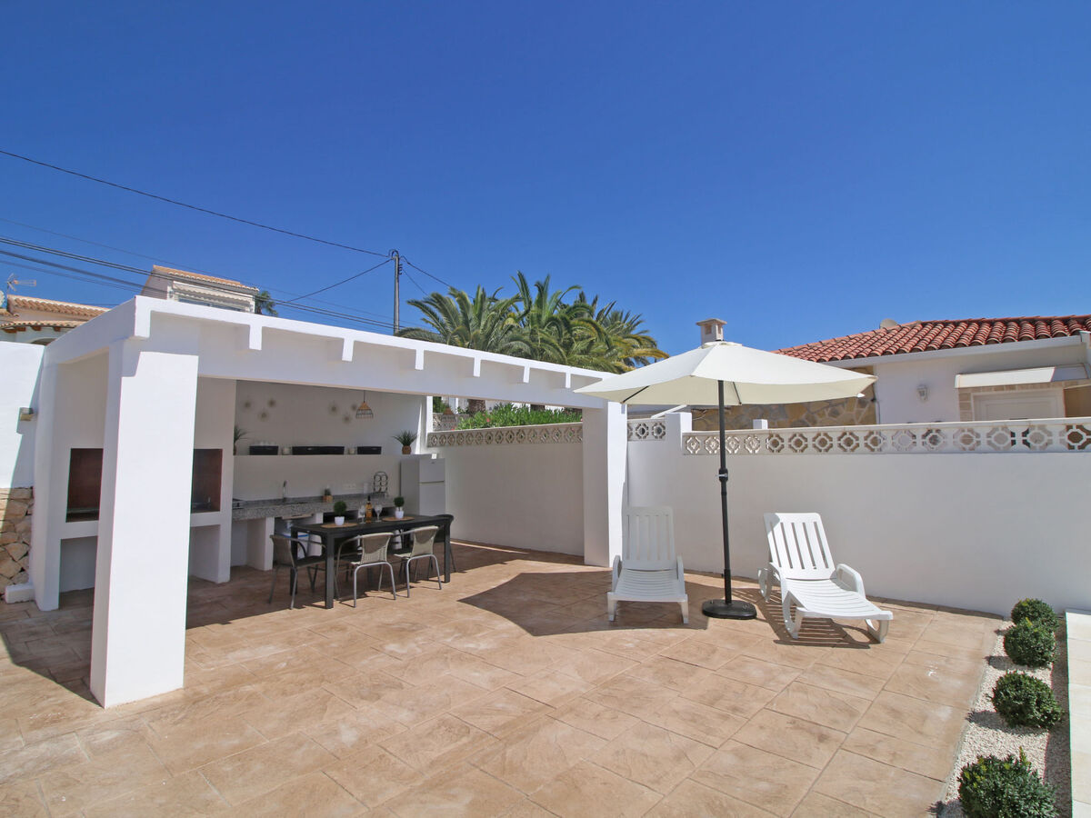 Villa Claudia à Calpe – piscine privée et vue sur la ville - Photo 16