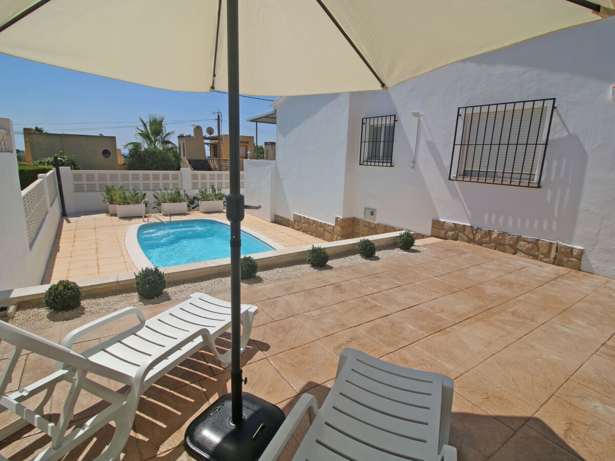 Villa Claudia à Calpe – piscine privée et vue sur la ville - Photo 17