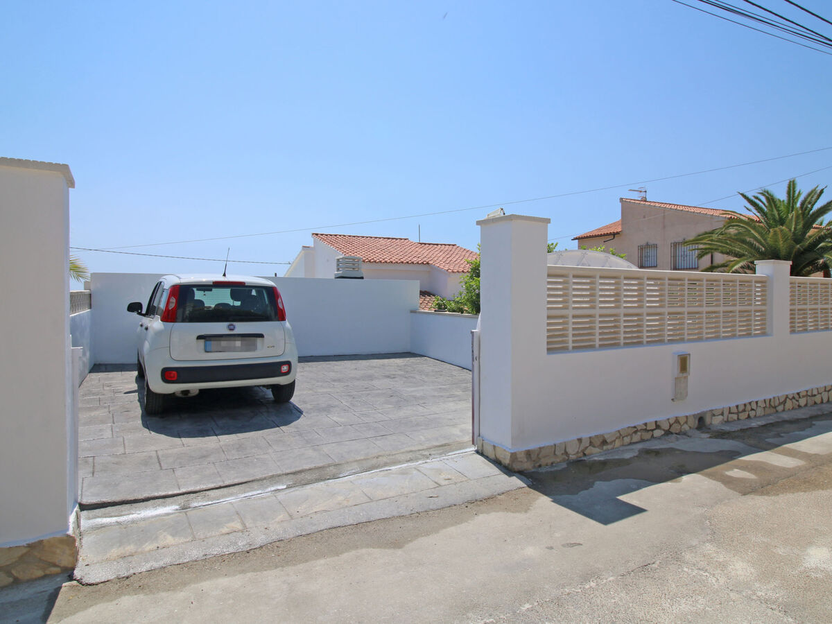 Villa Claudia à Calpe – piscine privée et vue sur la ville - Photo 23