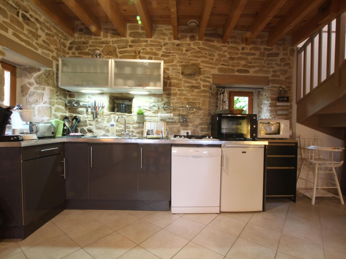 Gîte en pierre du Cotentin, jardin clos et terrasse couverte - Photo 4