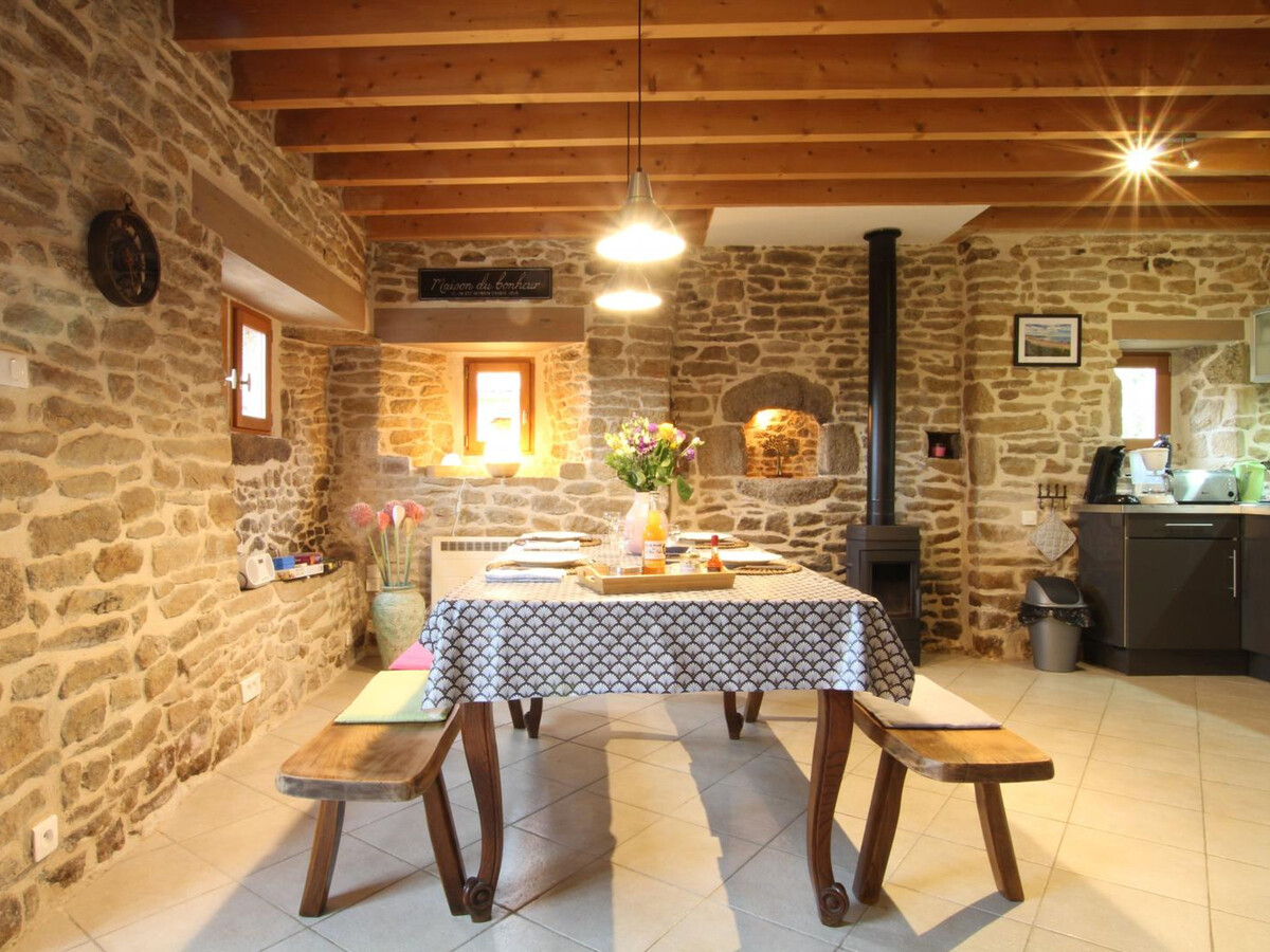 Gîte en pierre du Cotentin, jardin clos et terrasse couverte - Photo 6