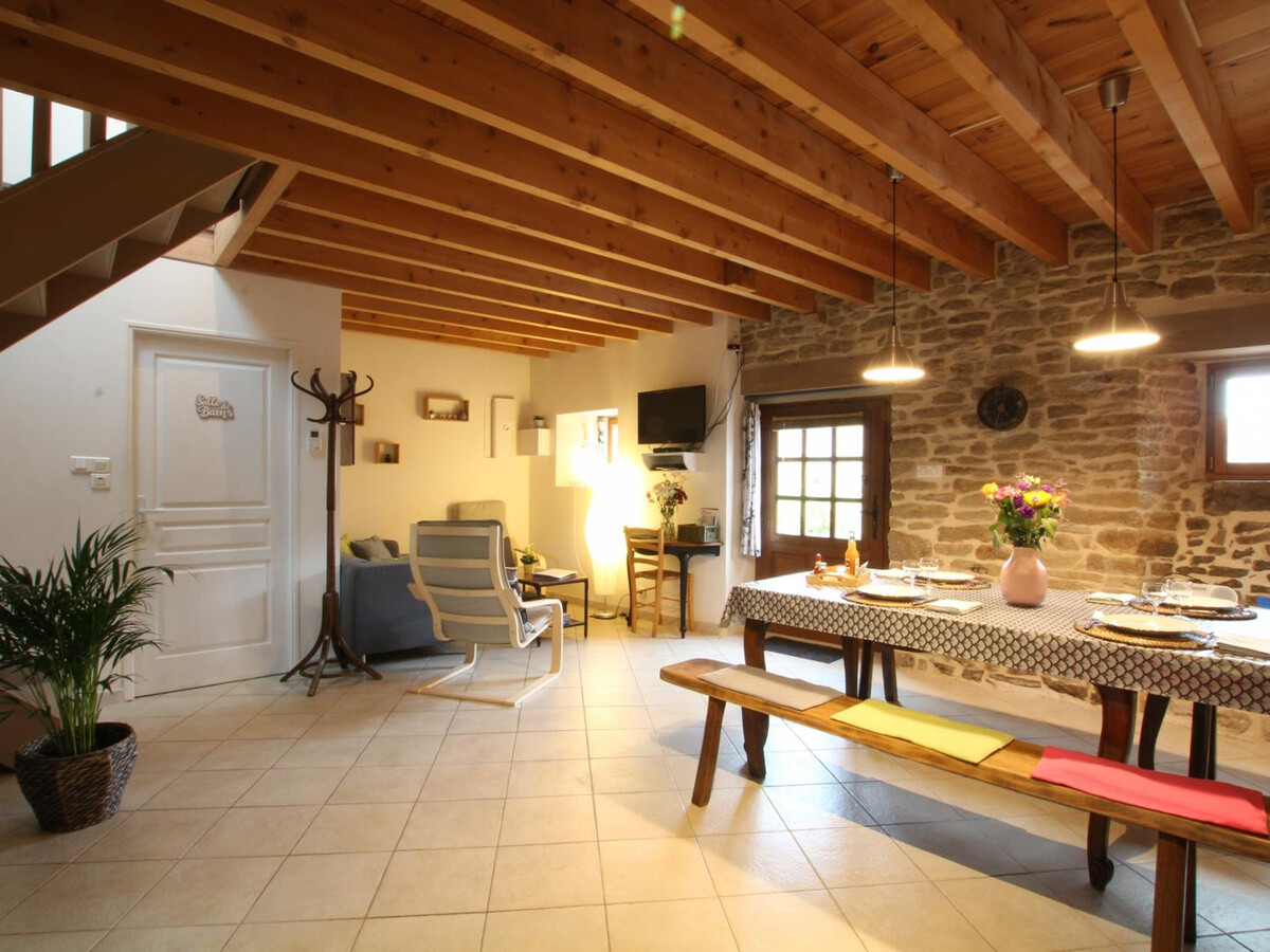 Gîte en pierre du Cotentin, jardin clos et terrasse couverte - Photo 9