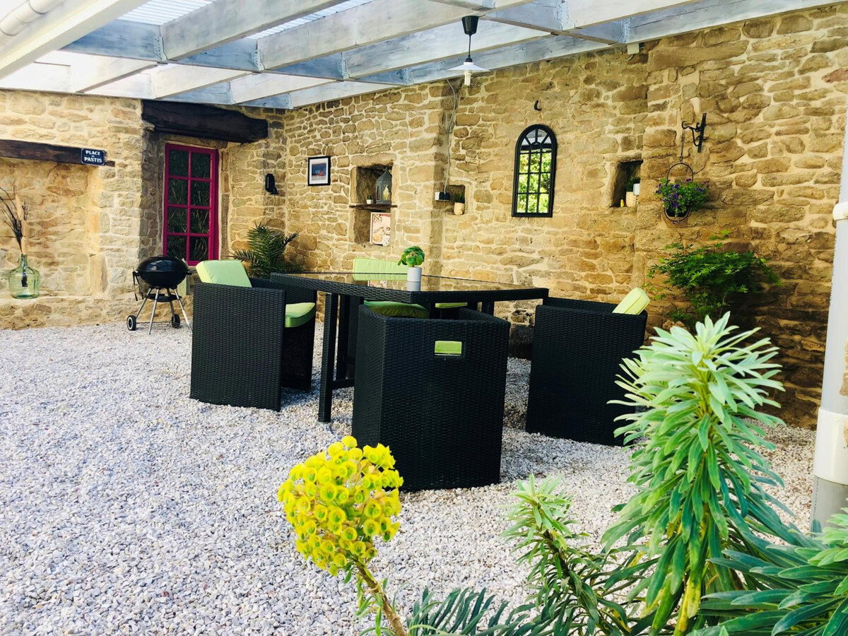 Gîte en pierre du Cotentin, jardin clos et terrasse couverte - Photo 23