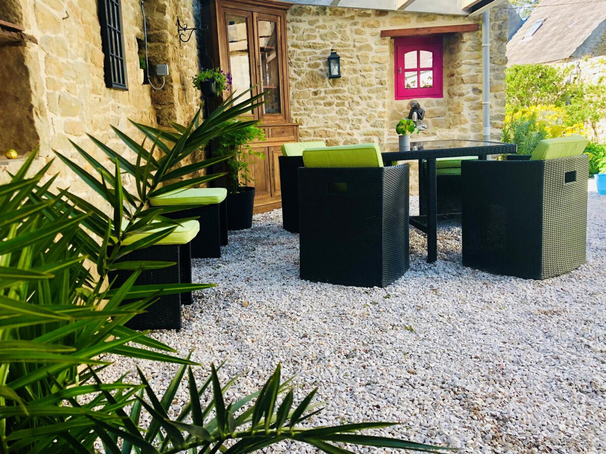 Gîte en pierre du Cotentin, jardin clos et terrasse couverte - Photo 24