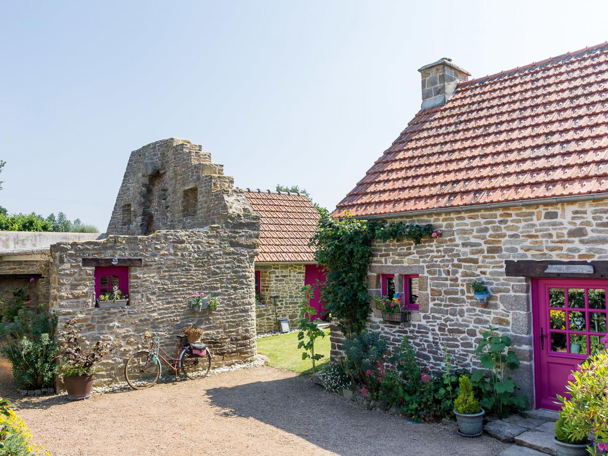 Gîte en pierre du Cotentin, jardin clos et terrasse couverte - Photo 25