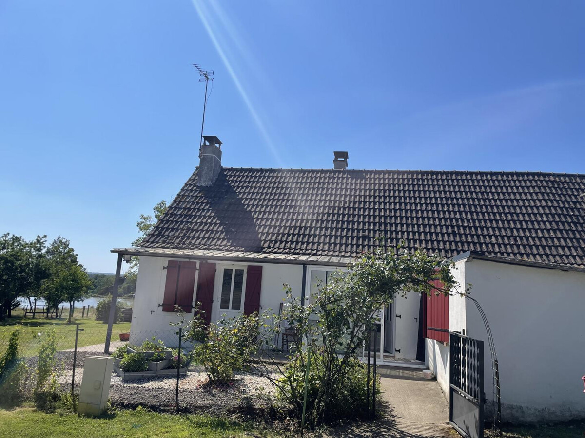 Ferme rénovée avec étang privé à Isle-et-Bardais - Photo 18