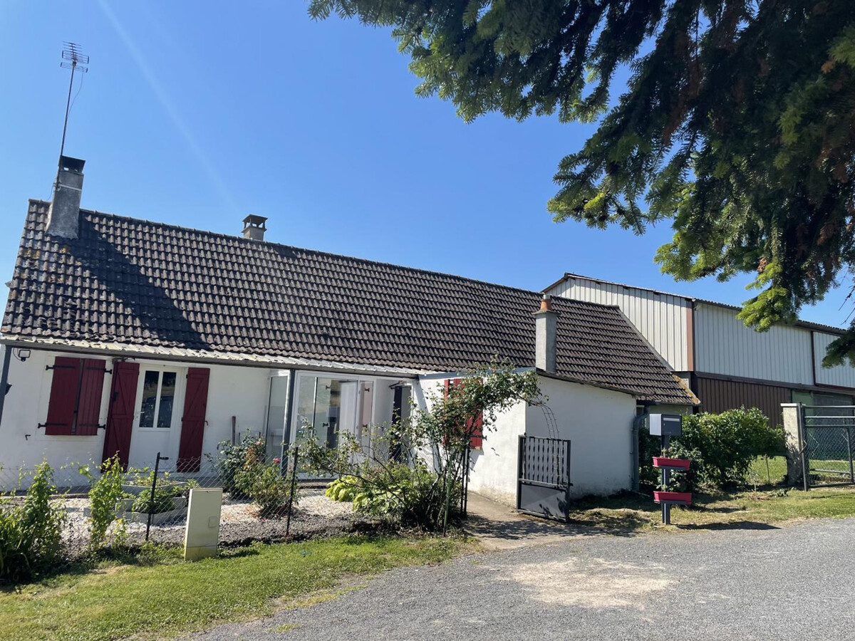 Ferme rénovée avec étang privé à Isle-et-Bardais - Photo 19