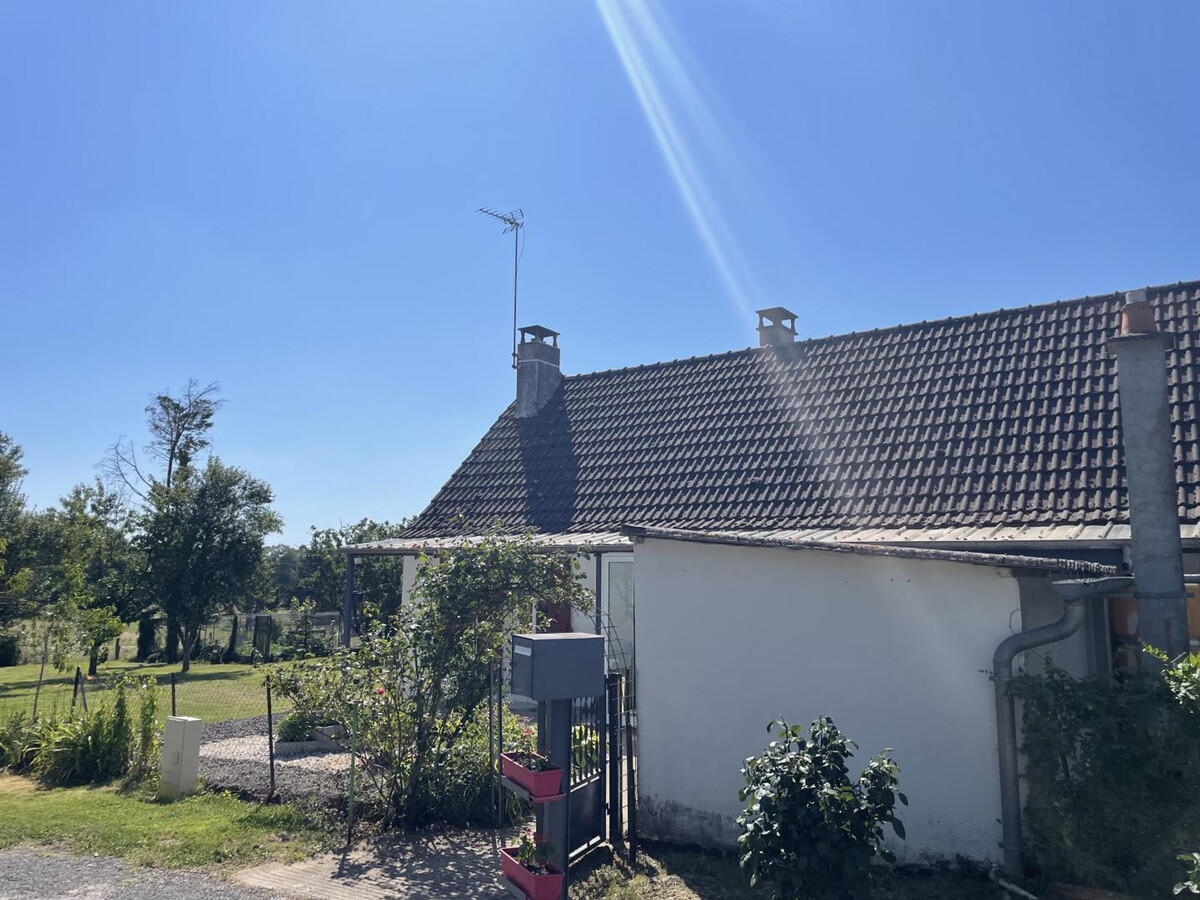 Ferme rénovée avec étang privé à Isle-et-Bardais - Photo 20