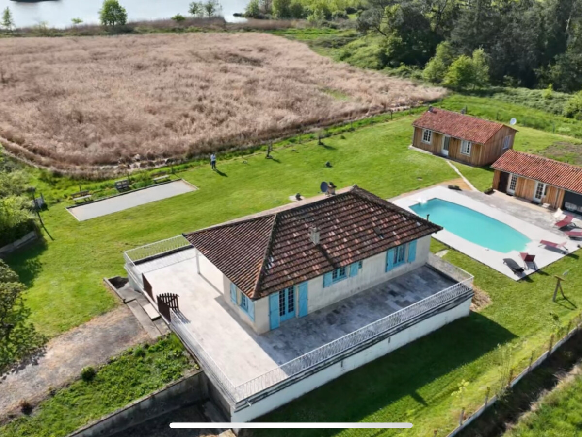 Gîte 14 pers. à Bélâbre : maison, lofts, piscine et étang privé - Photo 12