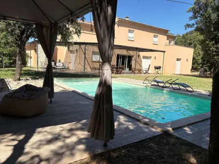 Location maison à Labastide de Virac, Villa 4* pour 6 pers. avec piscine privée et grand jardin, proche gorges de lArdèche