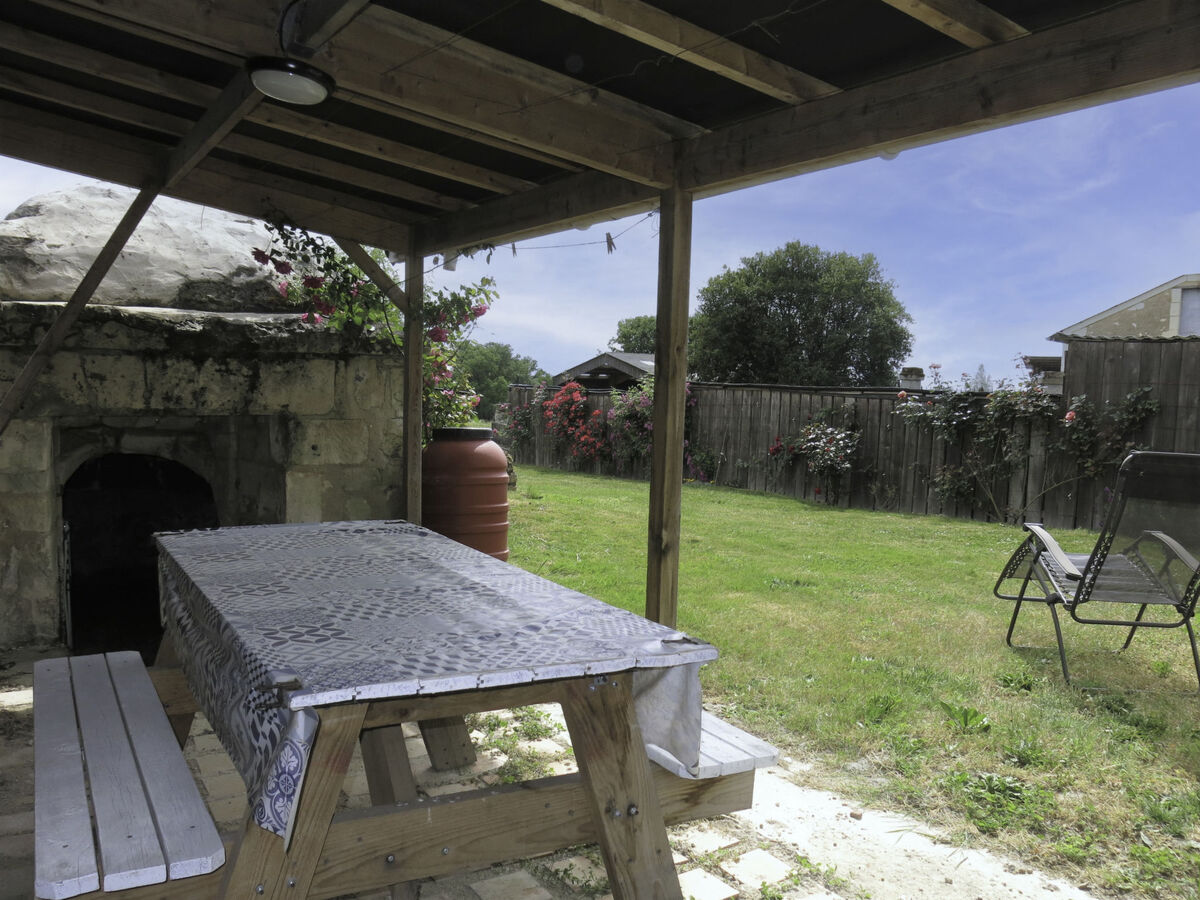 Les Landes du Chinonais, gîte 2 pers. avec poêle - Photo 15