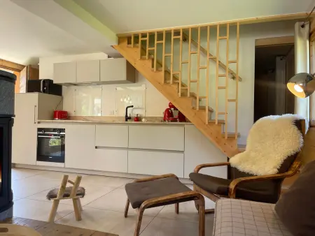 Chalet rénové 105m² pour 8, centre Samoëns, animaux ok - Photo 3