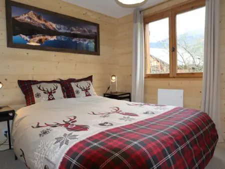 Chalet rénové 105m² pour 8, centre Samoëns, animaux ok - Photo 6