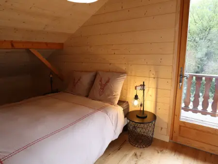 Chalet rénové 105m² pour 8, centre Samoëns, animaux ok - Photo 8