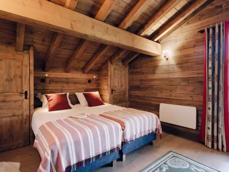 Chalet 5★ à La Clusaz, 8 pers, spa, proche pistes, 4 chambres : photo 9