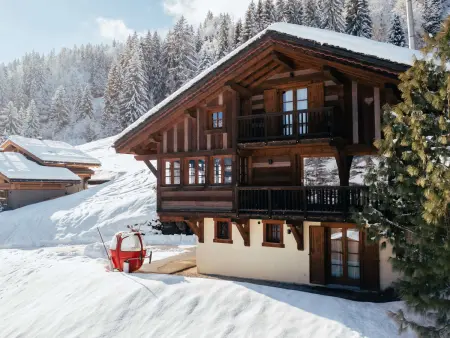 Chalet 5★ à La Clusaz, 8 pers, spa, proche pistes, 4 chambres : photo 15
