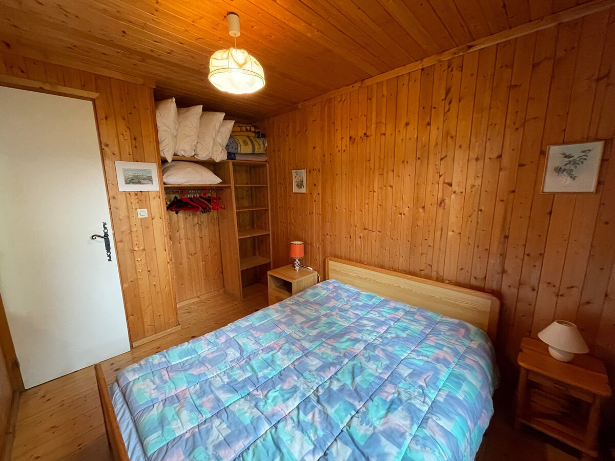 Chalet en bois, terrasse sud et jardin à Barcelonnette - Photo 6