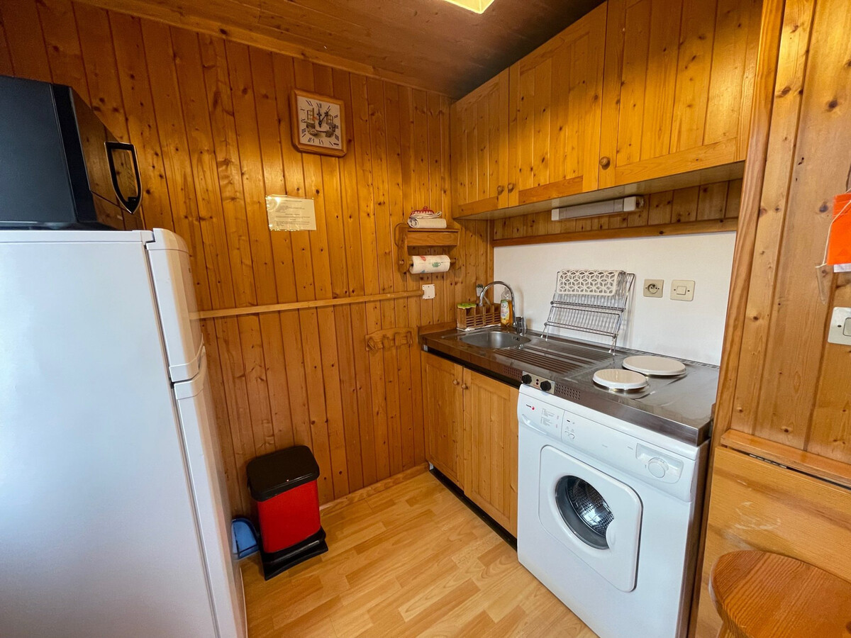 Chalet en bois, terrasse sud et jardin à Barcelonnette - Photo 10