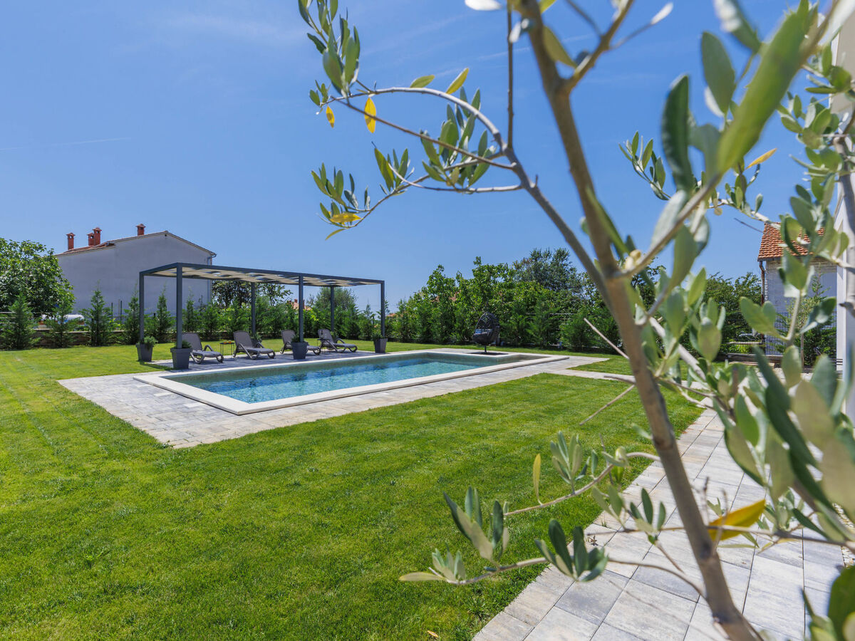 Villa Essea, maison moderne avec piscine chauffée - Photo 6