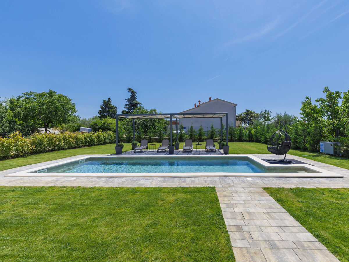 Villa Essea, maison moderne avec piscine chauffée - Photo 15